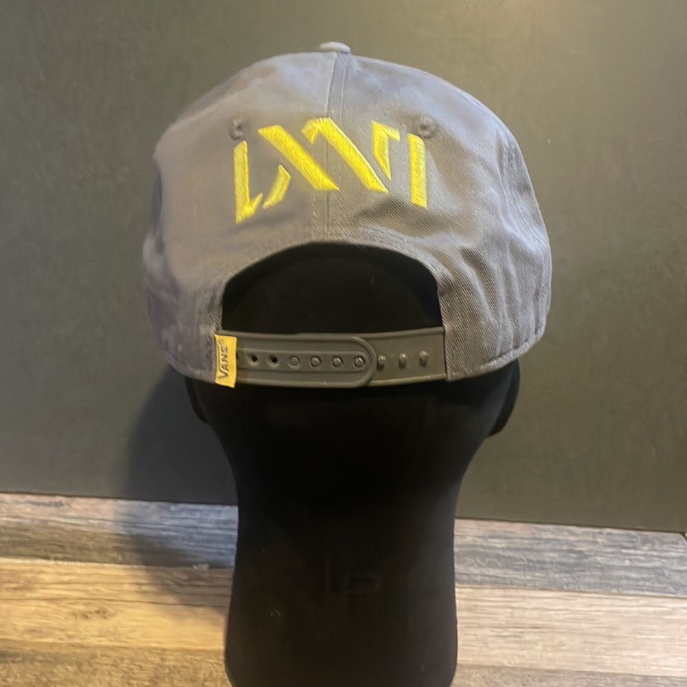 Vans SnapBack - Picture 3 of 6